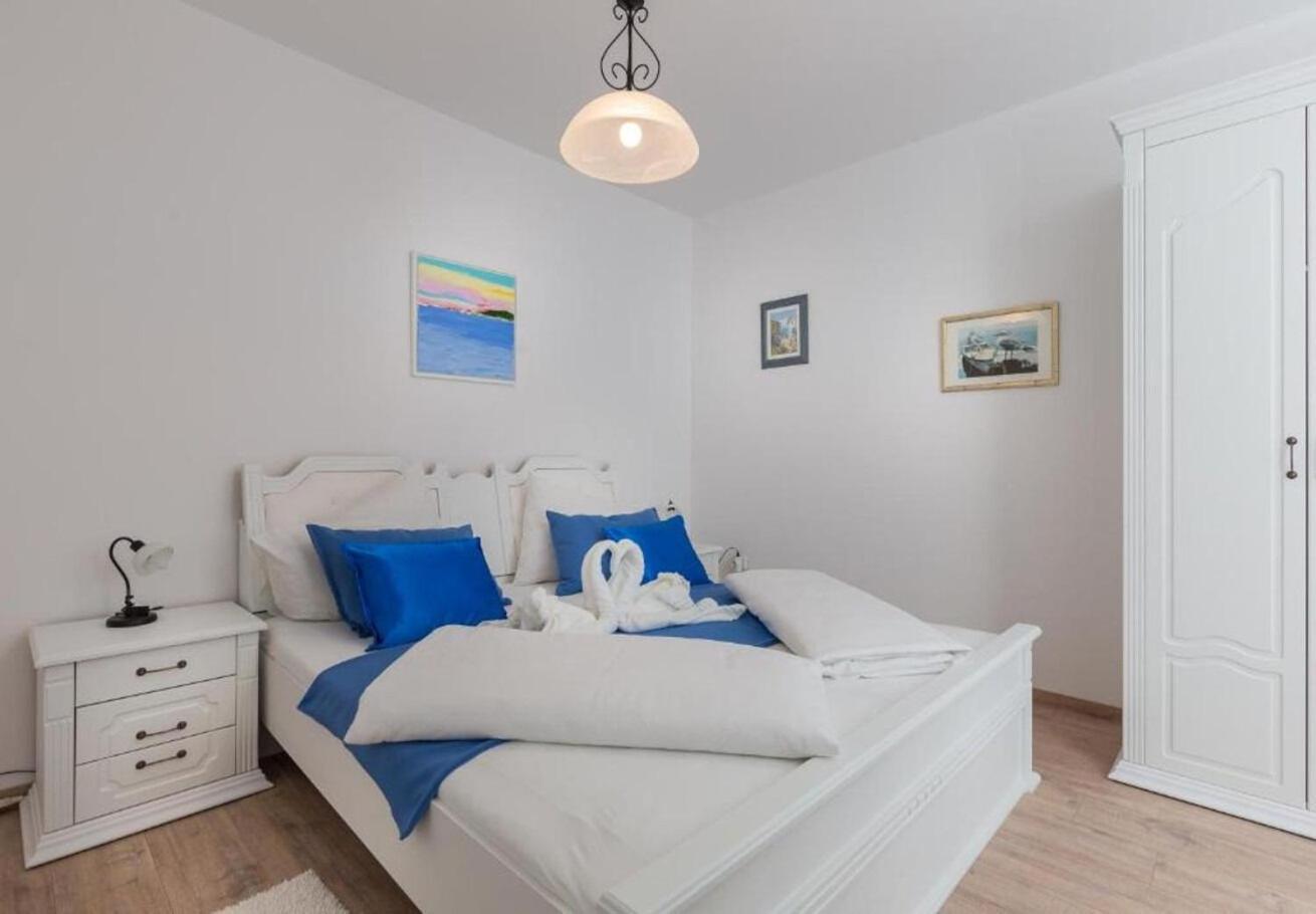 Apartments Ante - With Pool Cavtat Ngoại thất bức ảnh